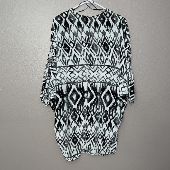 Cotton On Black White Oversized Kimono Top Small Beach Pool coverup - Picture 13 of 13